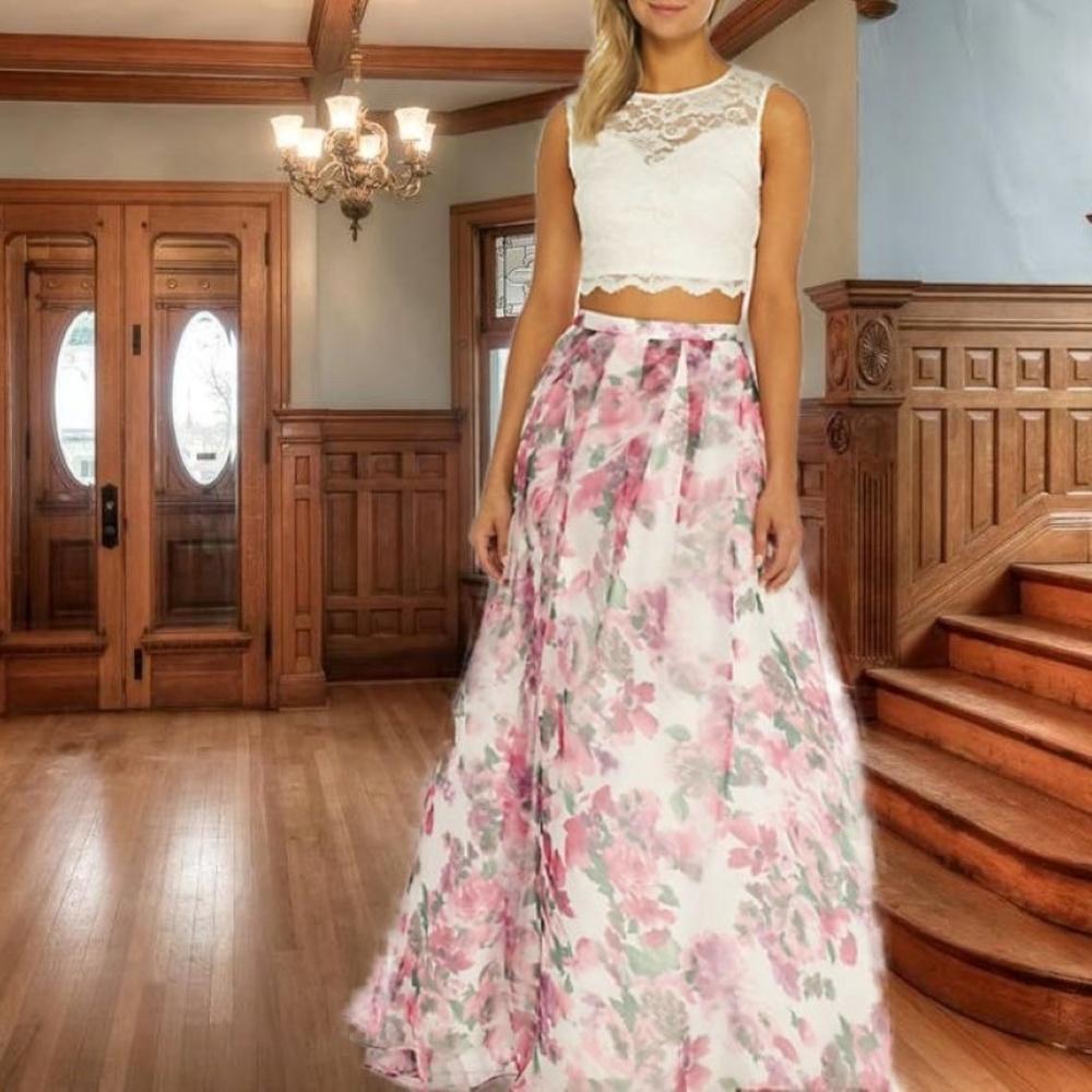 💲Sale💲B DARLIN 2Pc Sleeveless Scoop Neck Top & Skirt Set💋